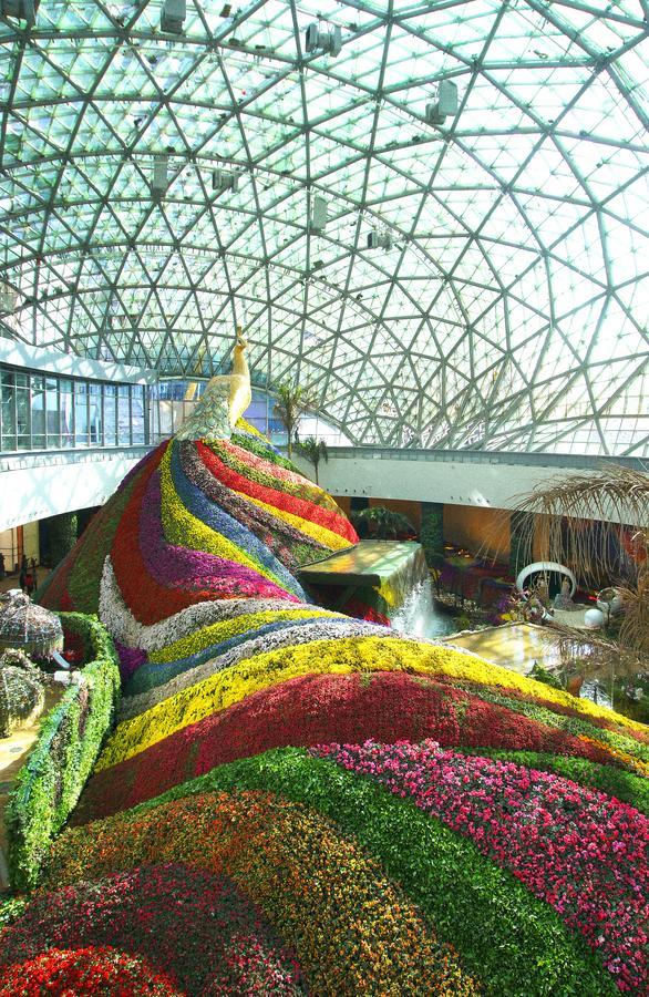 Howard Johnson Flower City Hotel Kunming Esterno foto