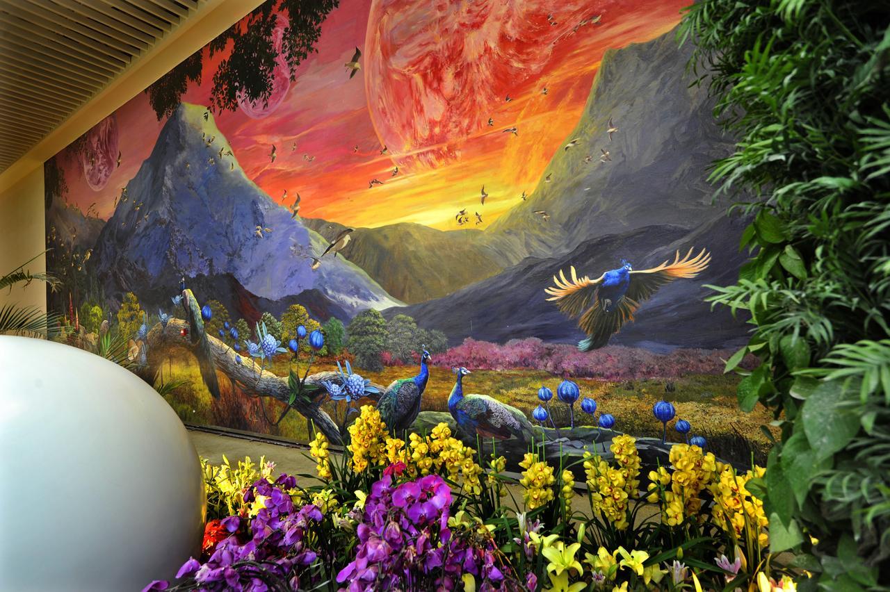 Howard Johnson Flower City Hotel Kunming Esterno foto
