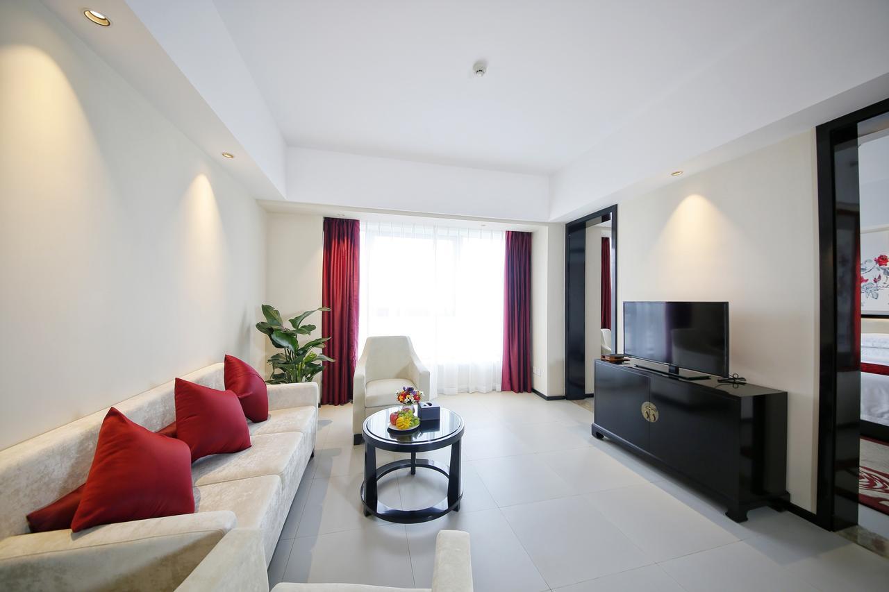 Howard Johnson Flower City Hotel Kunming Esterno foto