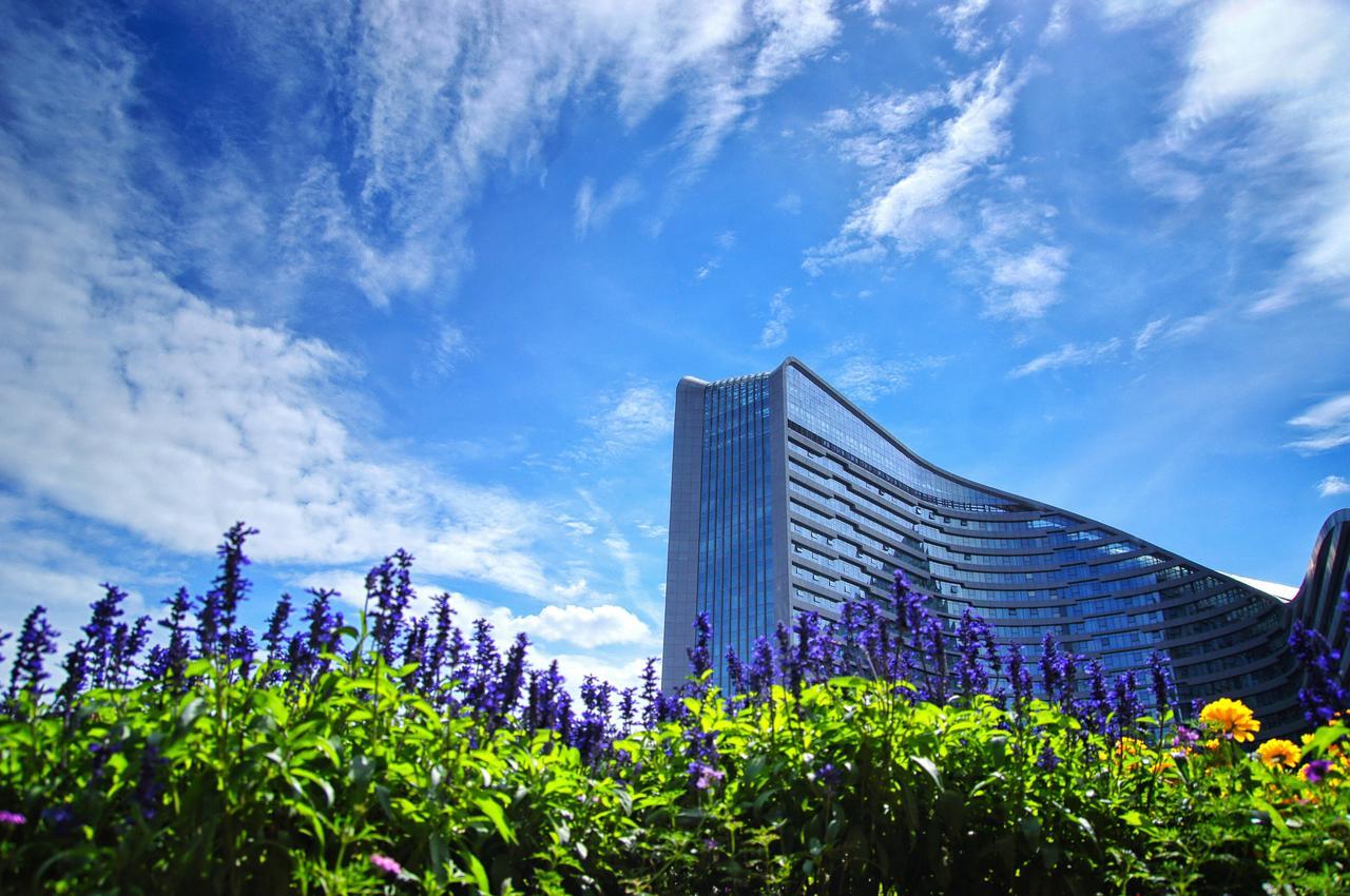 Howard Johnson Flower City Hotel Kunming Esterno foto