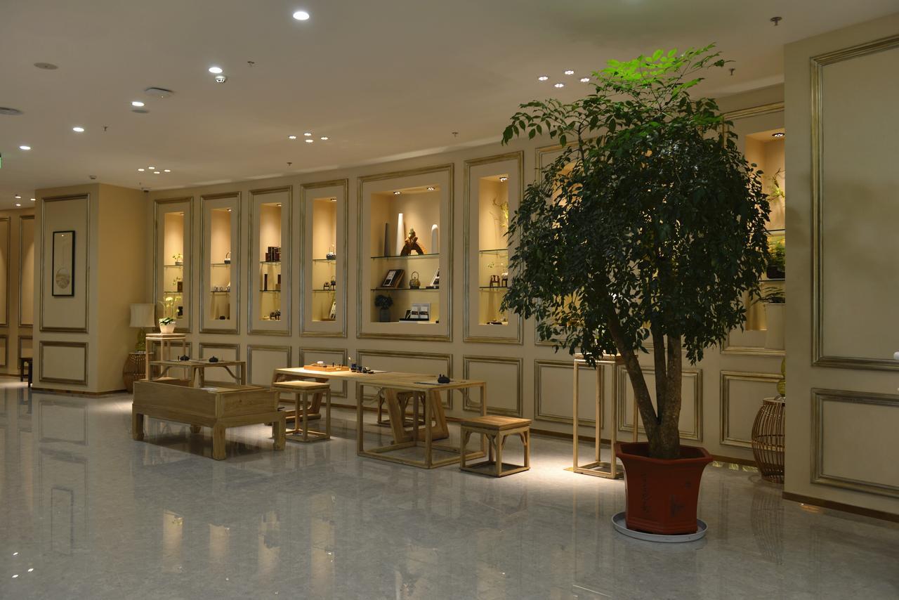 Howard Johnson Flower City Hotel Kunming Esterno foto