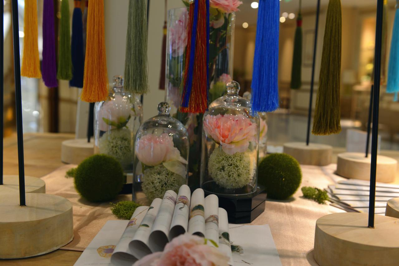 Howard Johnson Flower City Hotel Kunming Esterno foto