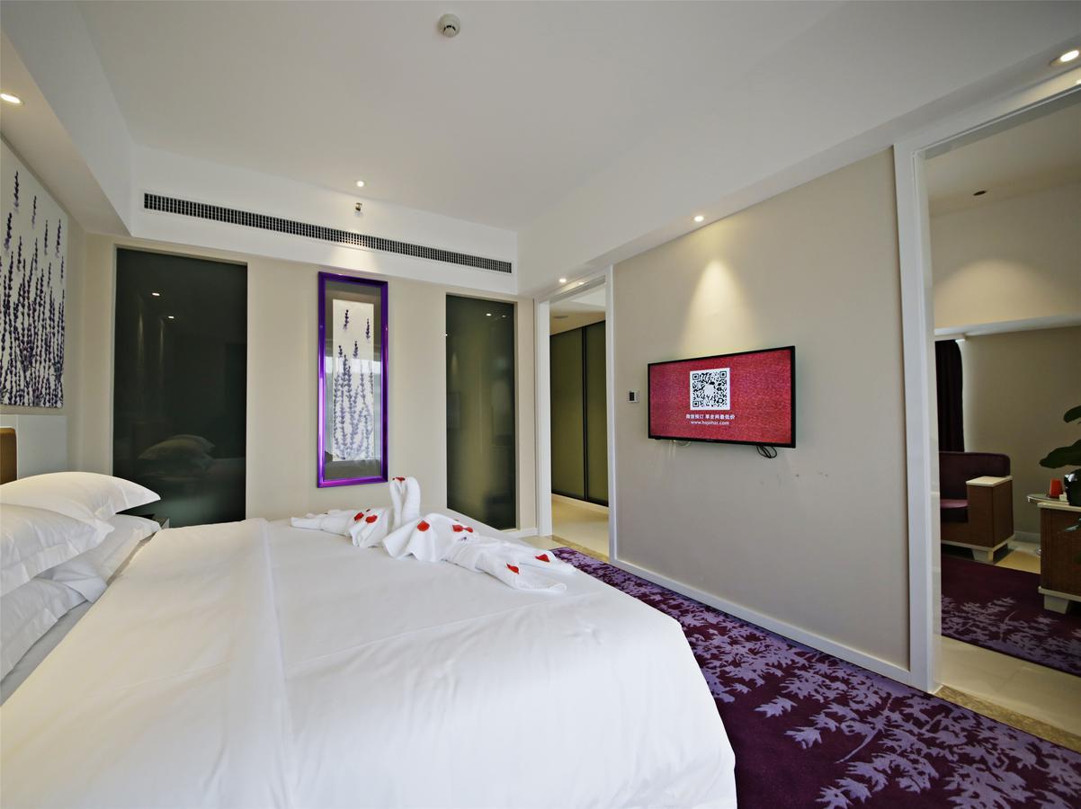 Howard Johnson Flower City Hotel Kunming Esterno foto